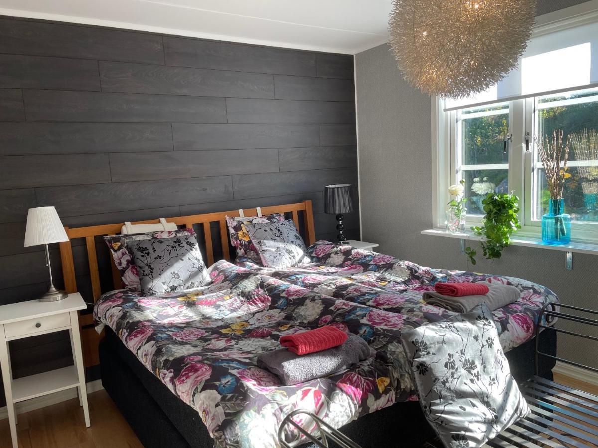 Apartment Uddevalla Bohuslaen Bubbelbad Buitenkant foto